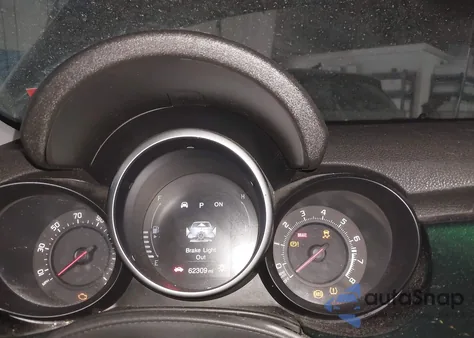 2016 Fiat 500X Easy из США, поврежденный, VIN ZFBCFYBT5GP496015